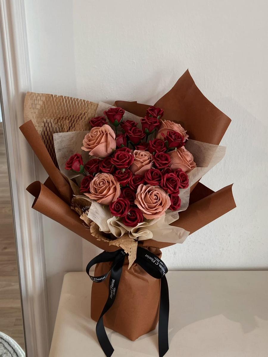 Noira Bloom