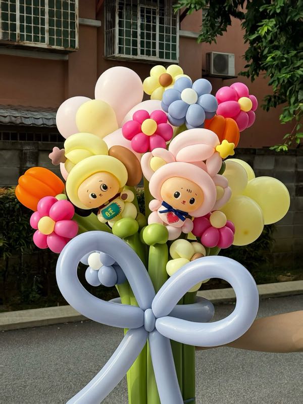 Twinkle Wednesday Balloon Bouquet – photo 3