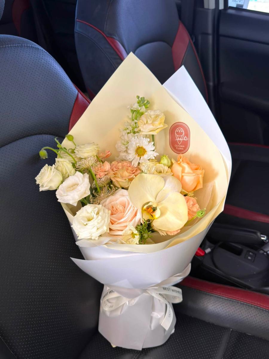 Pure Romance Mixed Flower Bouquet