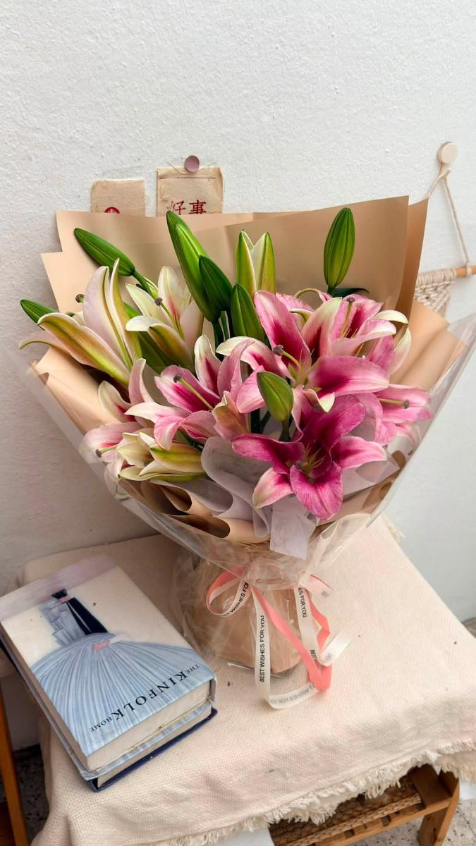 Pink Elegance Lily Bouquet