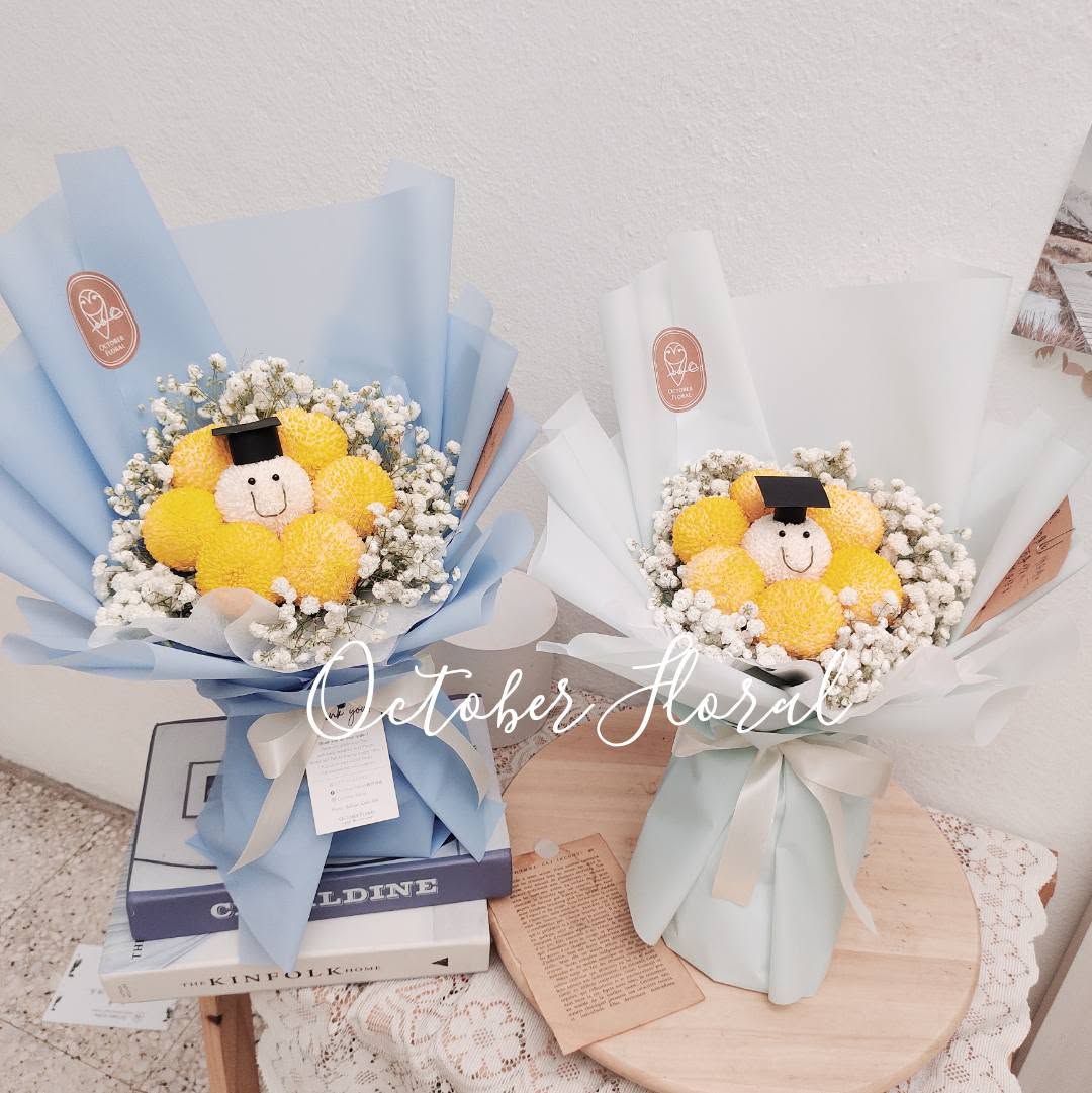 Little Graduate - Mini Pompon Snowman Graduation Bouquet in Pastel Wrap
