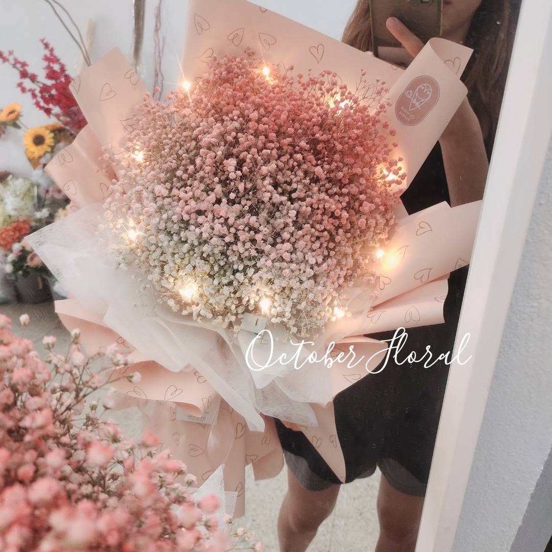 Sweet Heart - Pink Gradient Baby's Breath Lighted Bouquet with Heart Wrap