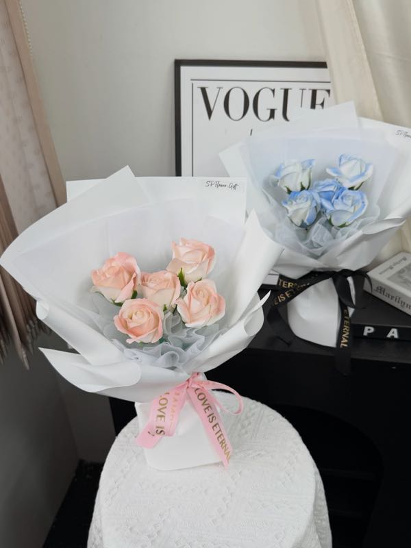 Pink & Blue Pairing Bouquet