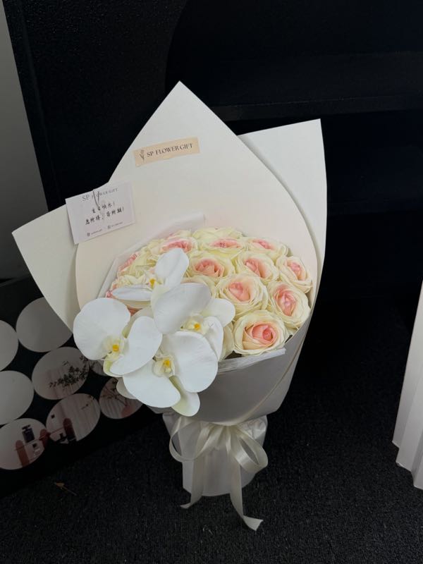 Classic Soap Flower Bouquet