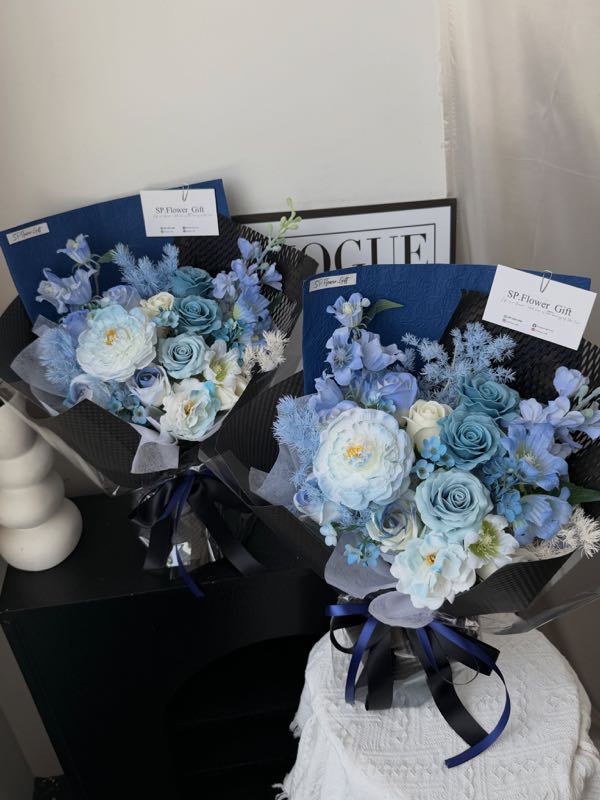 Blue Celebration Bouquet – photo 2