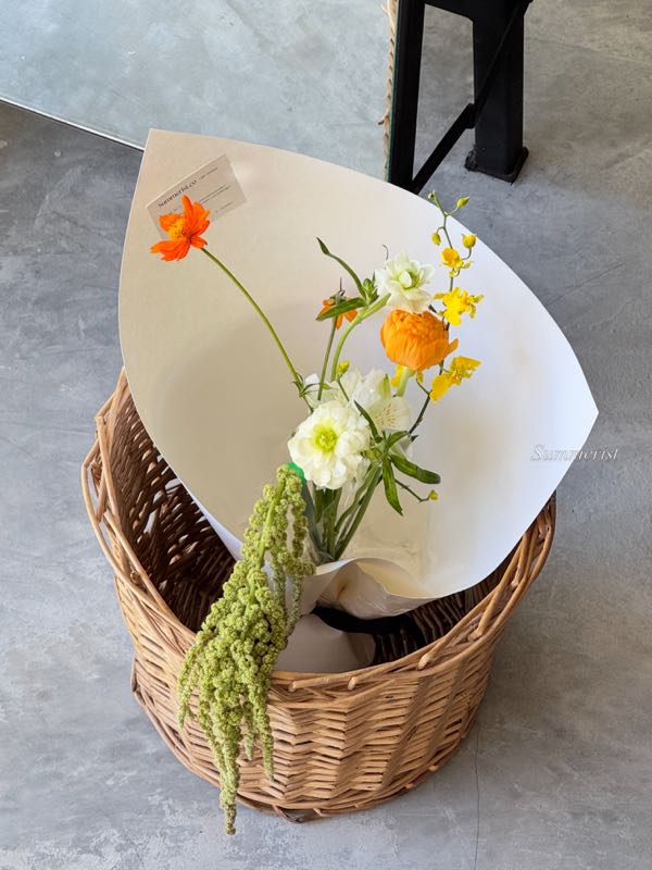 Modern Minimalist Bouquet – photo 3