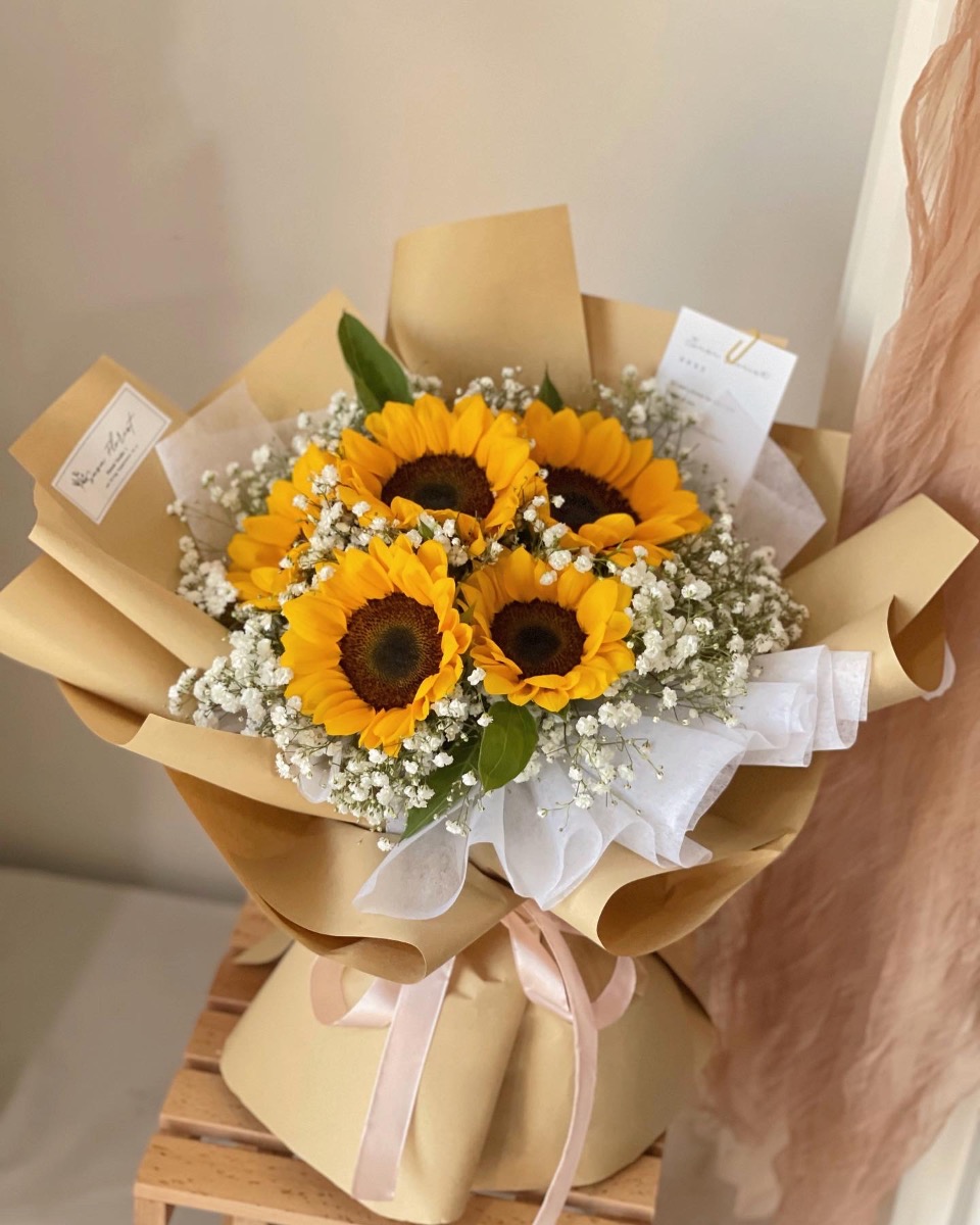 Sunflower mixed Baby Breath Bouquet – photo 2