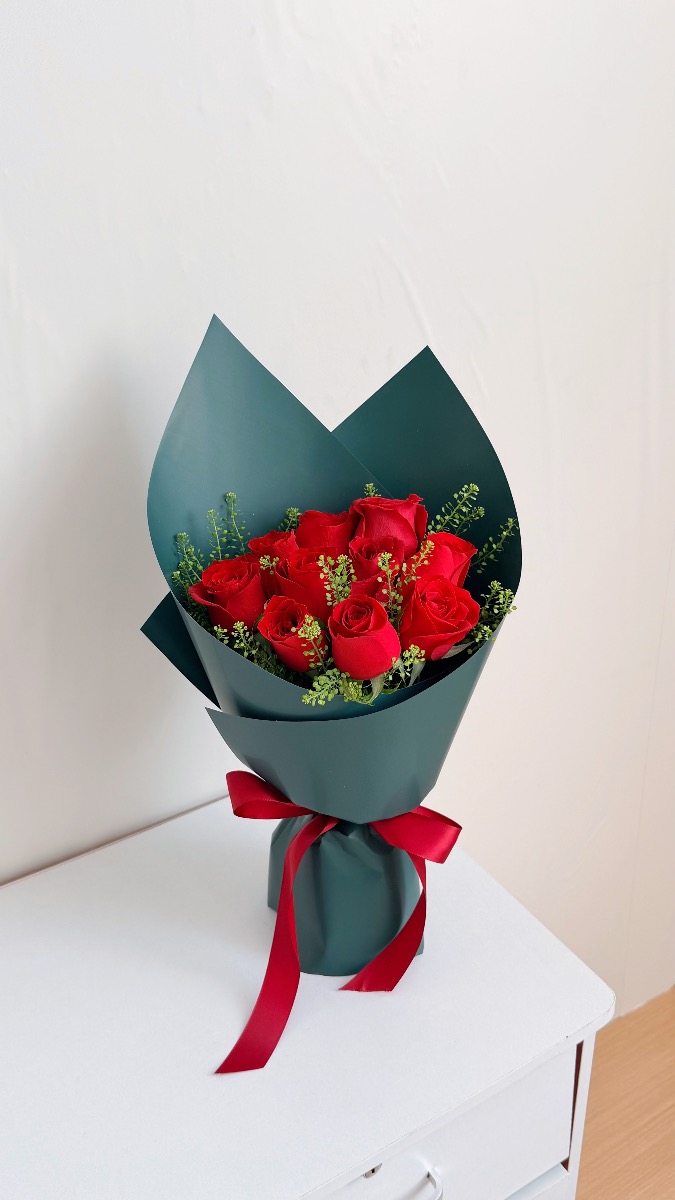 Emerald & Velvet Red – photo 2
