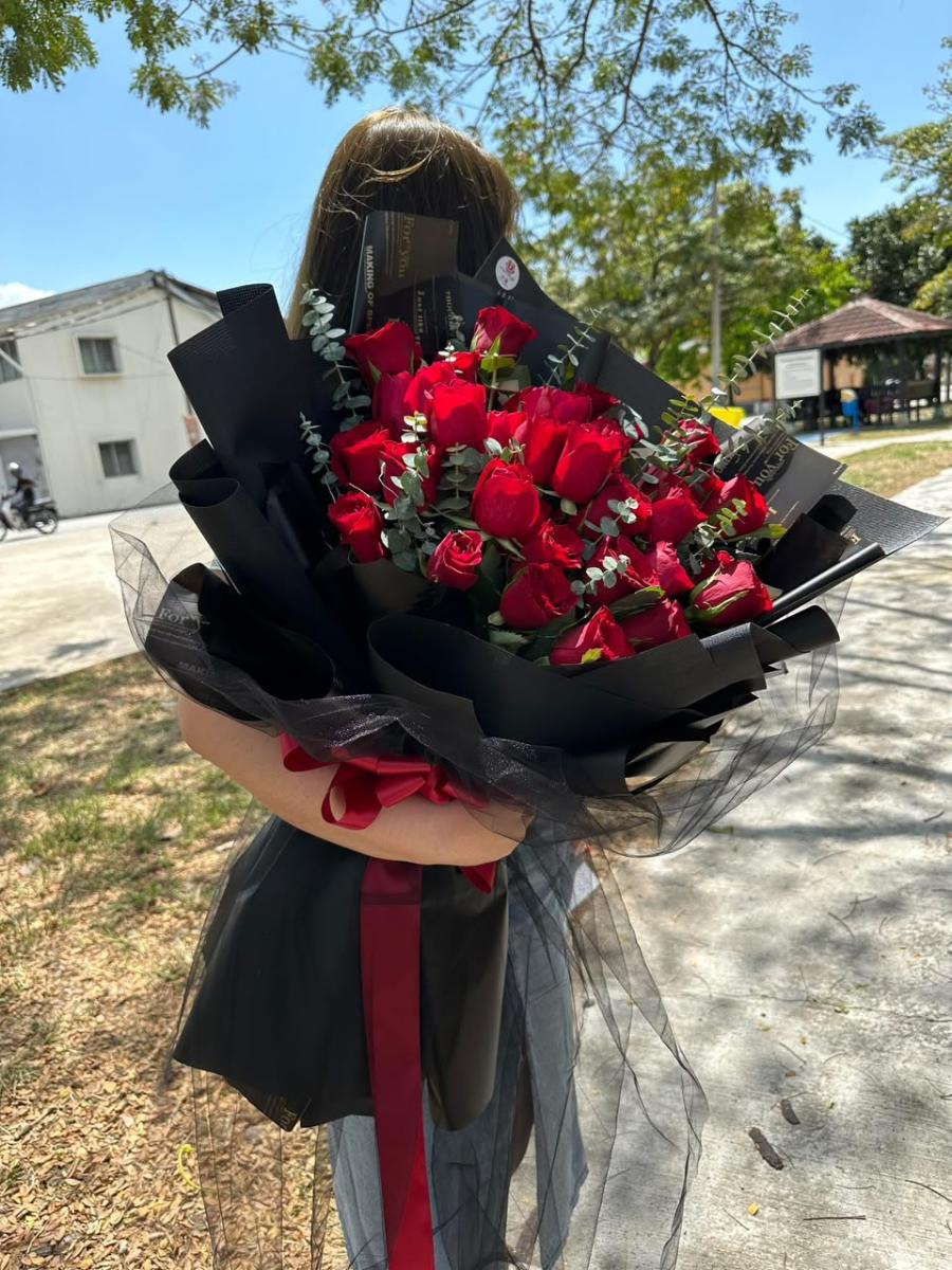 33PCS ROSE