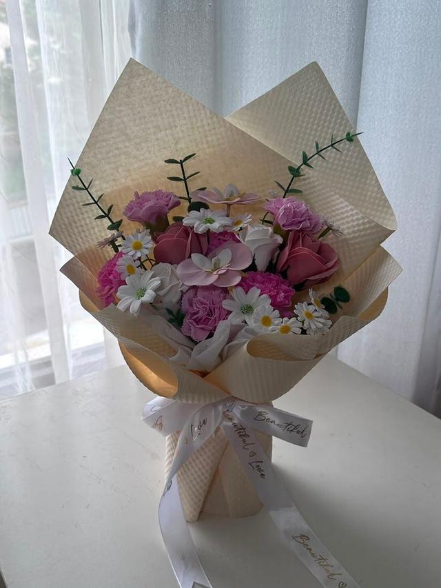 Spring Whispers 春日心事