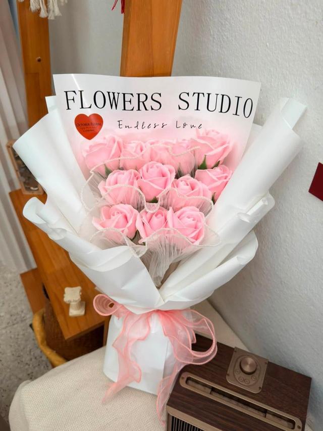 Pure Romance Rose Bouquet