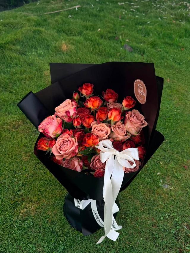 Vintage Elegance - Mixed Retro Rose Hand Bouquet with Black Wrapping