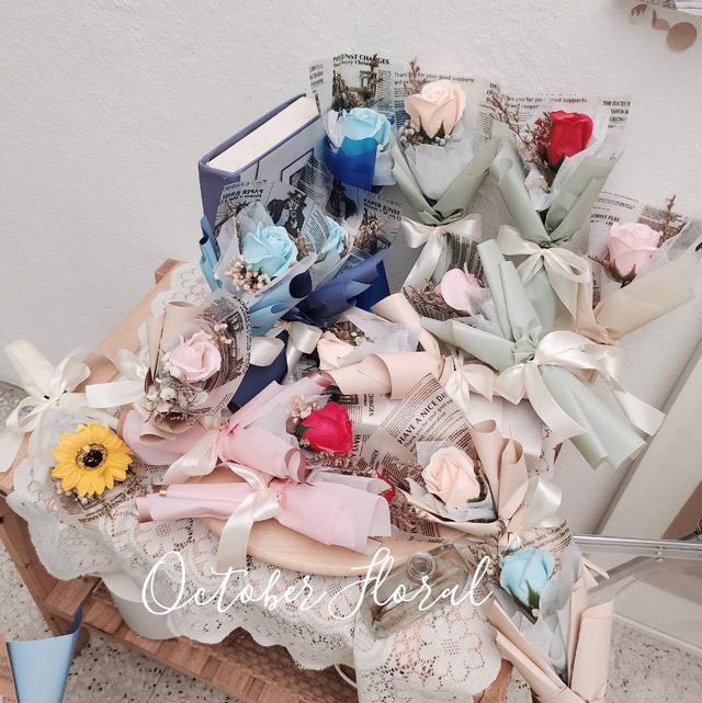 Vintage Moments - Multi-Color Single Rose & Sunflower Mini Bouquet