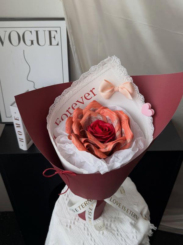 Cash rose bouquet