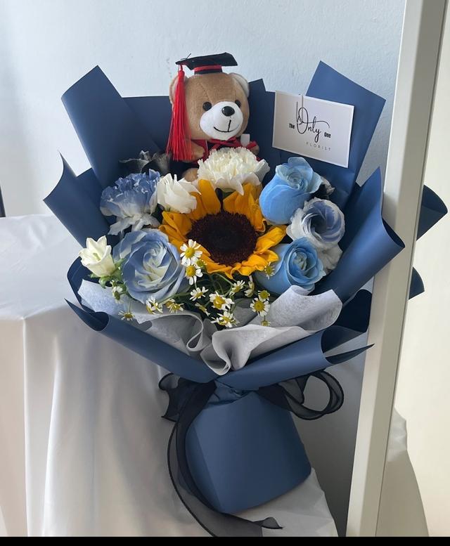Blue theme graduation